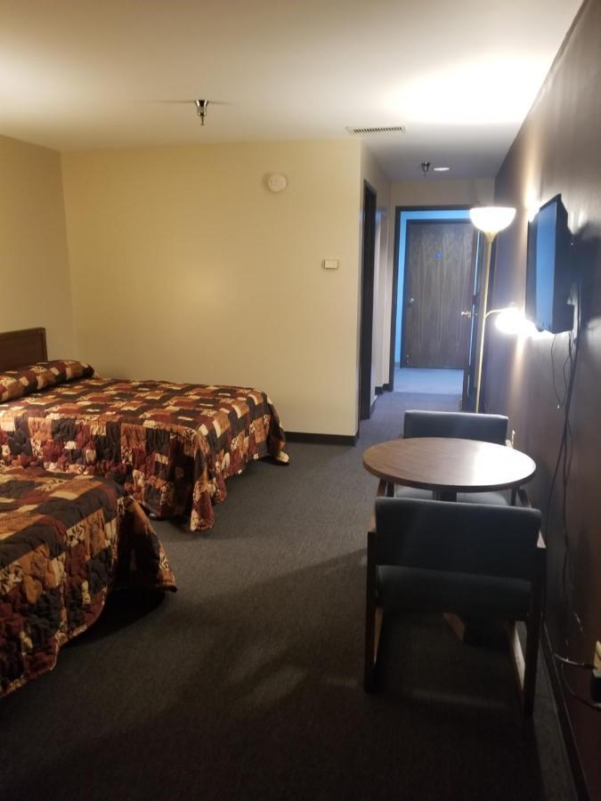 Lafayette Inn Moundsville Екстериор снимка