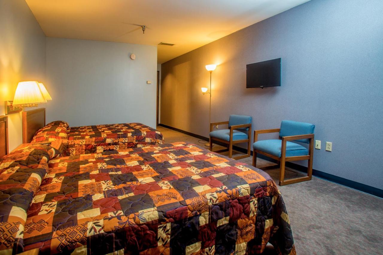Lafayette Inn Moundsville Екстериор снимка