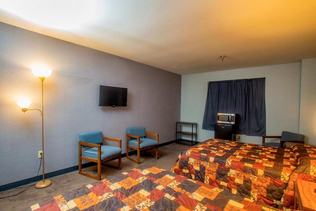 Lafayette Inn Moundsville Екстериор снимка