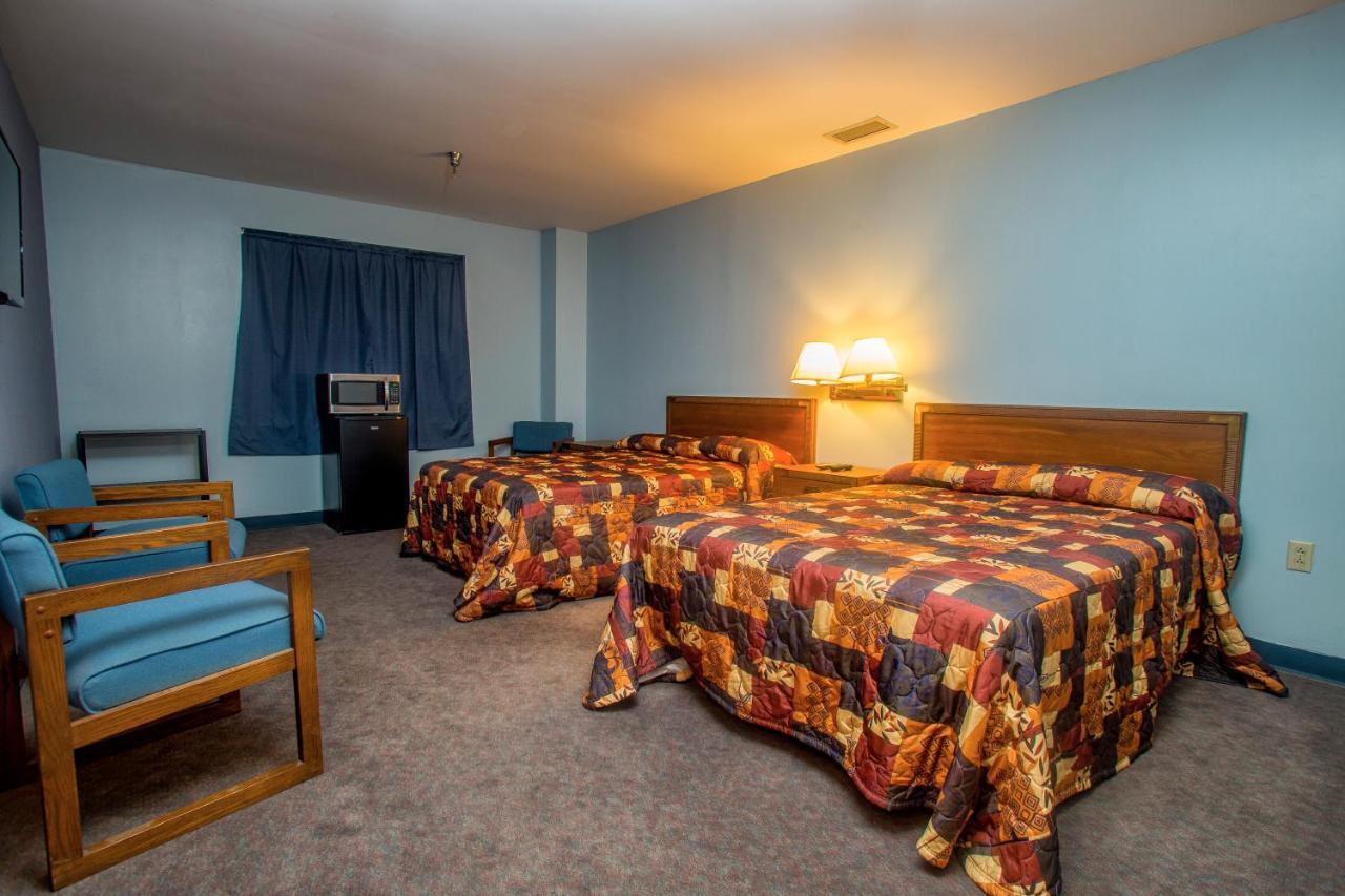 Lafayette Inn Moundsville Екстериор снимка