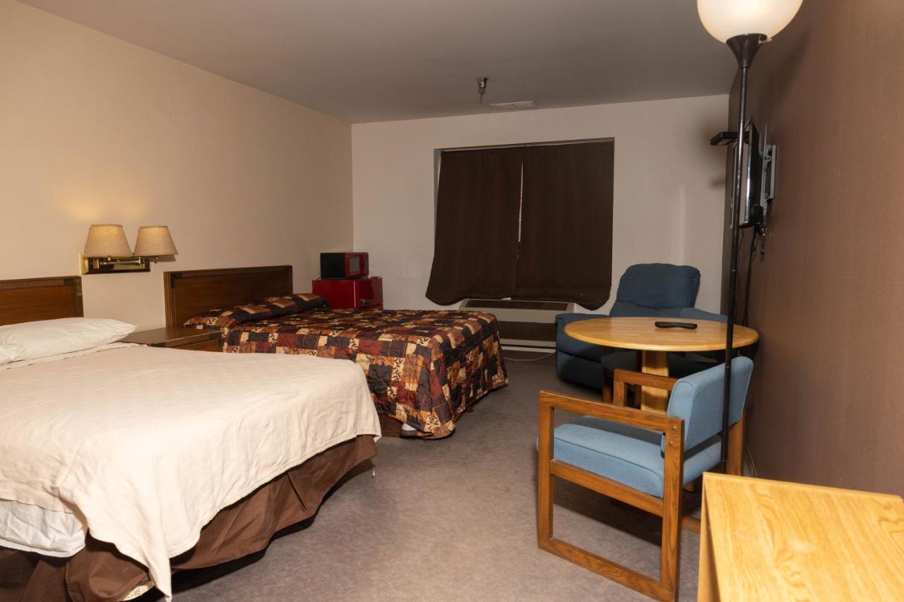 Lafayette Inn Moundsville Екстериор снимка